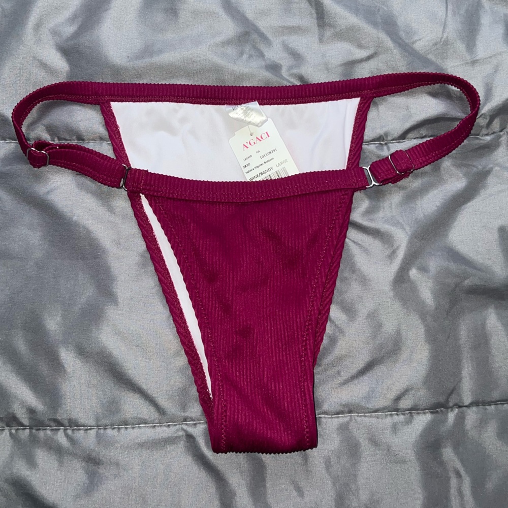 Never worn bikini bottoms